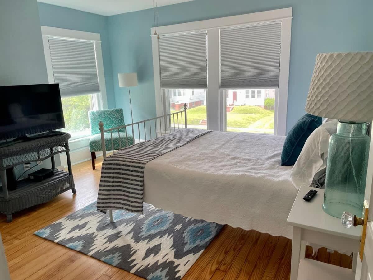Key Lime Cottage Steps From Cape Charles Beach エクステリア 写真