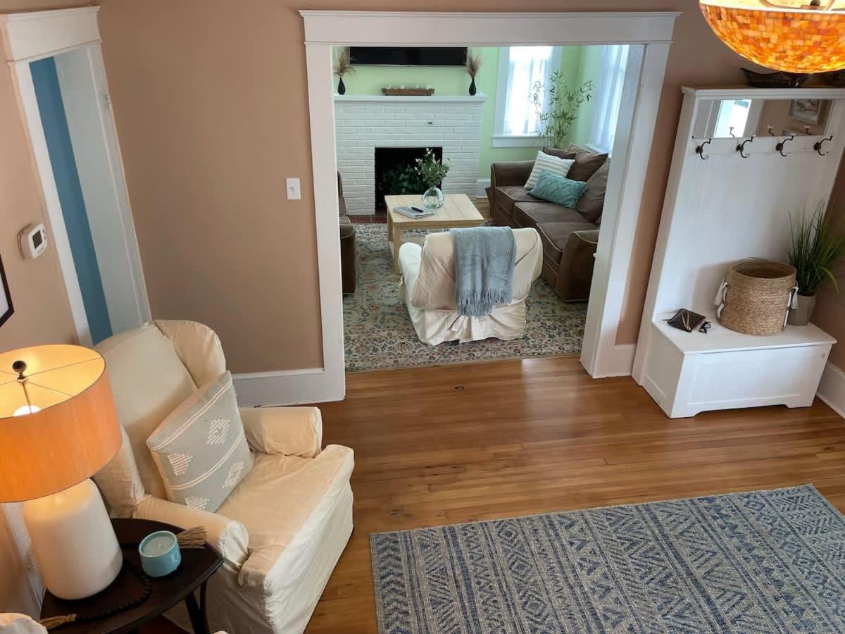 Key Lime Cottage Steps From Cape Charles Beach エクステリア 写真