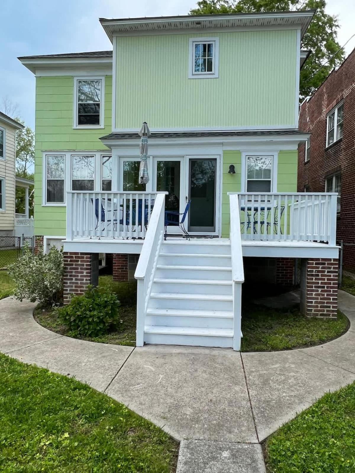 Key Lime Cottage Steps From Cape Charles Beach エクステリア 写真